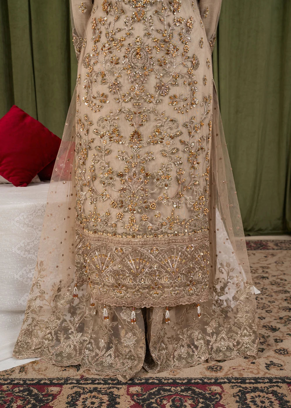 AR-1663-beige-Ayra